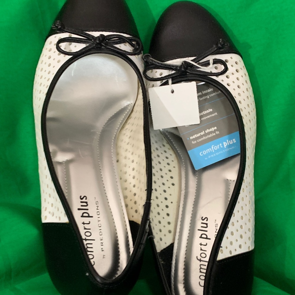 Comfort Plus by Predictions Black and Cream Flats